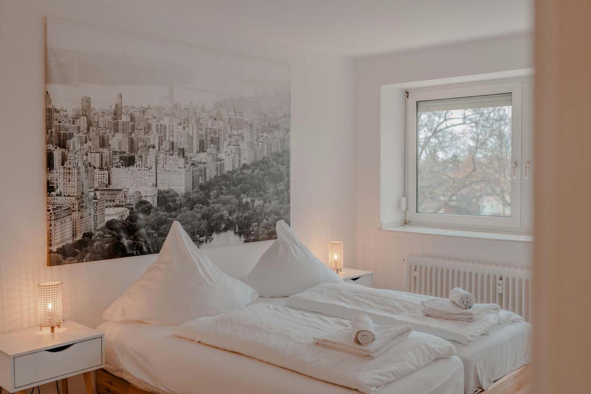 Apartment Mit Kueche, Arbeitsplatz Und Xxl Sofa Neuss Extérieur photo